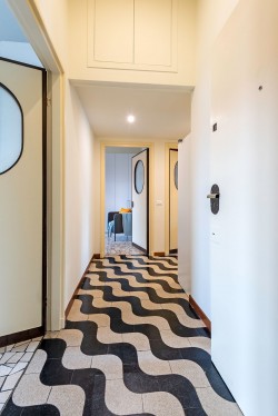 Via R. Arnò 10 - 3° floor right